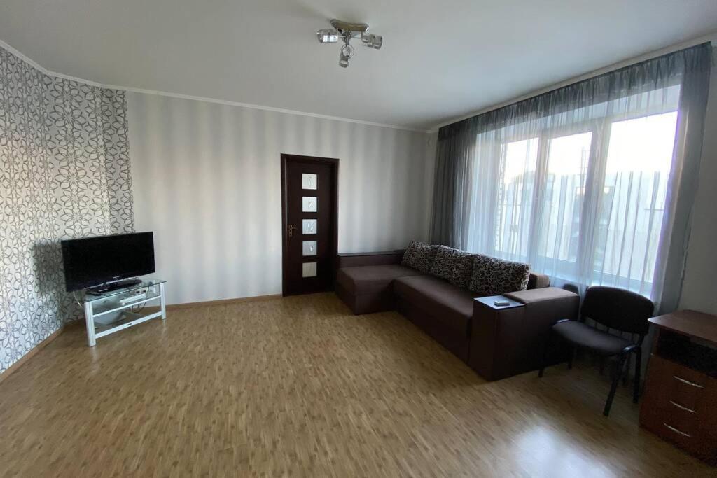 Podillia Modern Apartment Vinnitsa Eksteriør bilde