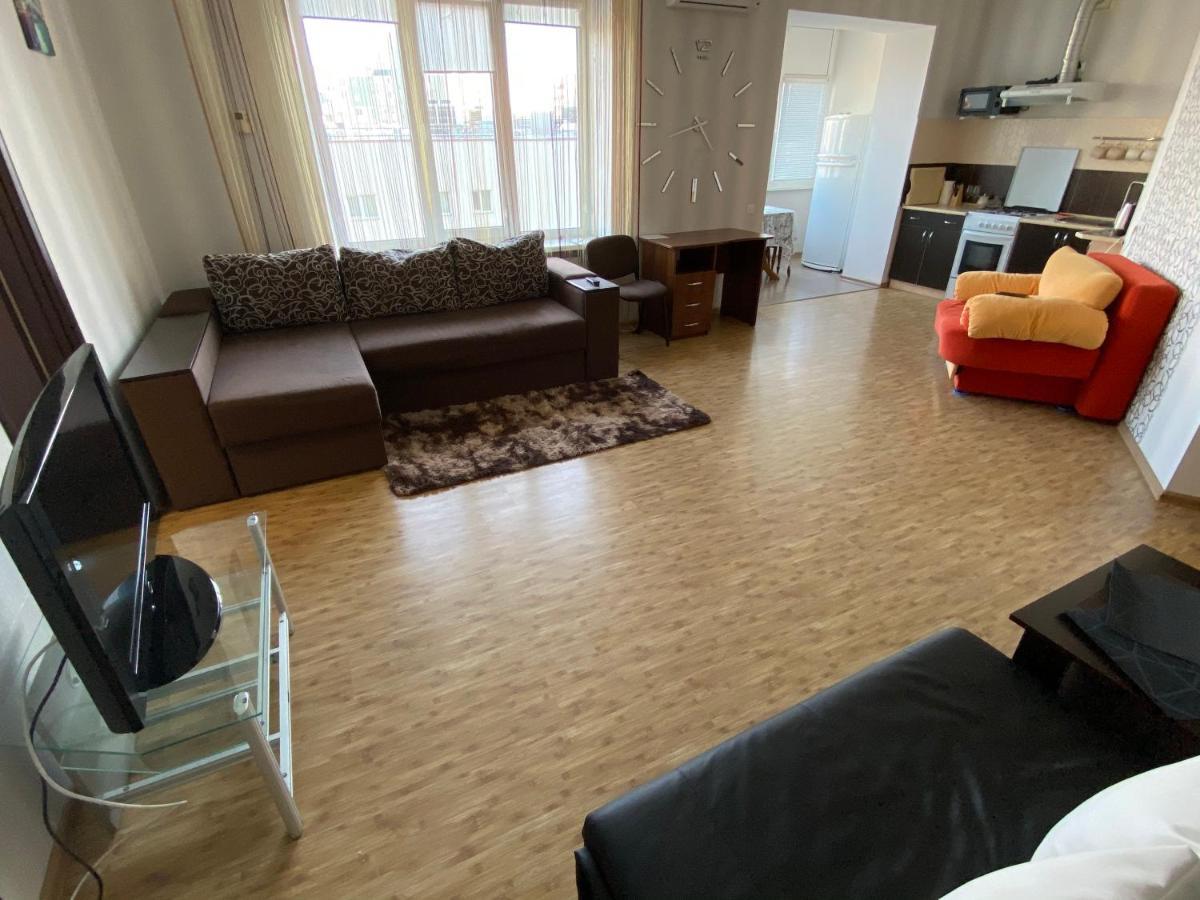 Podillia Modern Apartment Vinnitsa Eksteriør bilde