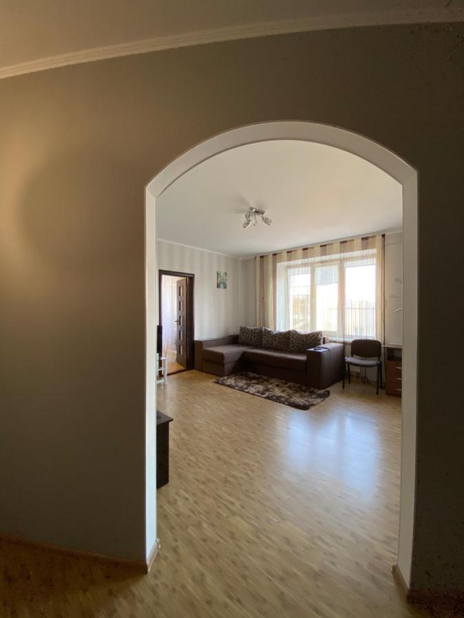 Podillia Modern Apartment Vinnitsa Eksteriør bilde